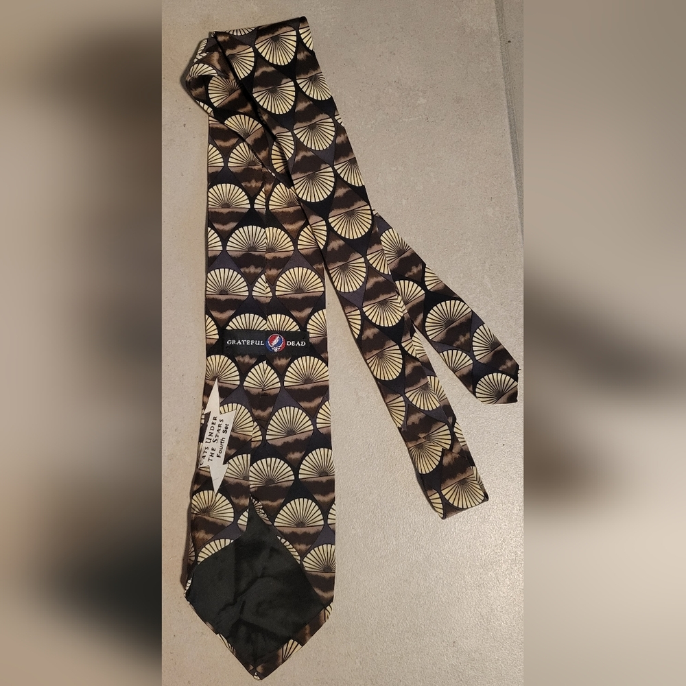 Grateful Dead Mens Tie Cats Under The Stars Fourth Set  4" wide (Vintage - 1996) - Picture 2 of 4